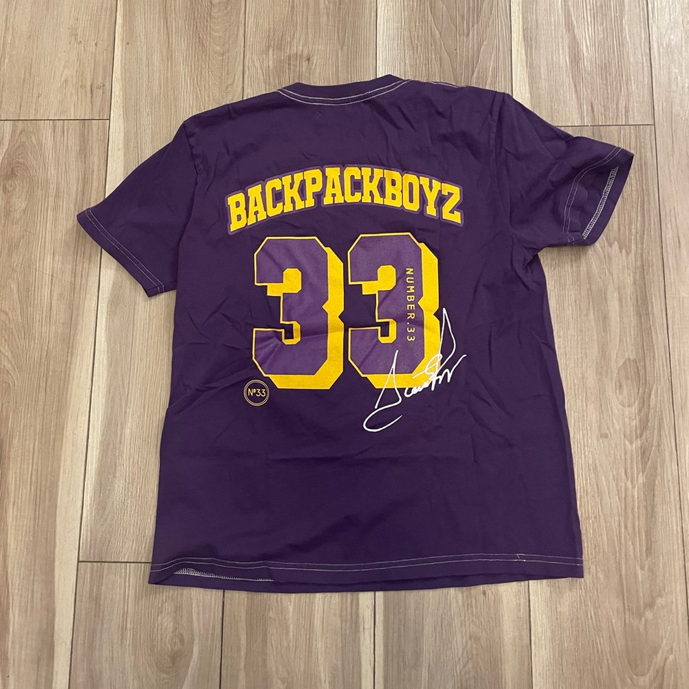 BackpackBoyz 🎒 No.33 Tshirt